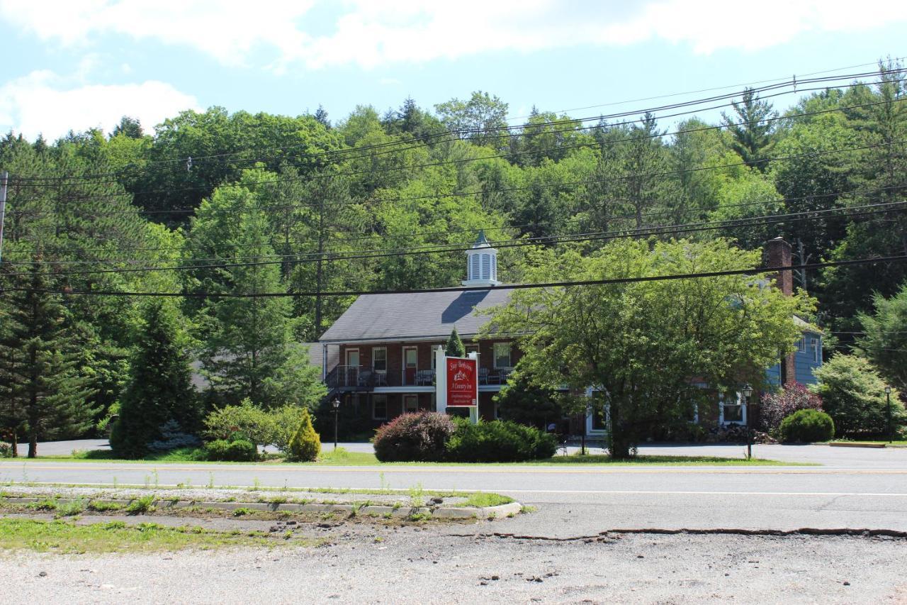 Stay Berkshires Уильямстаун Экстерьер фото