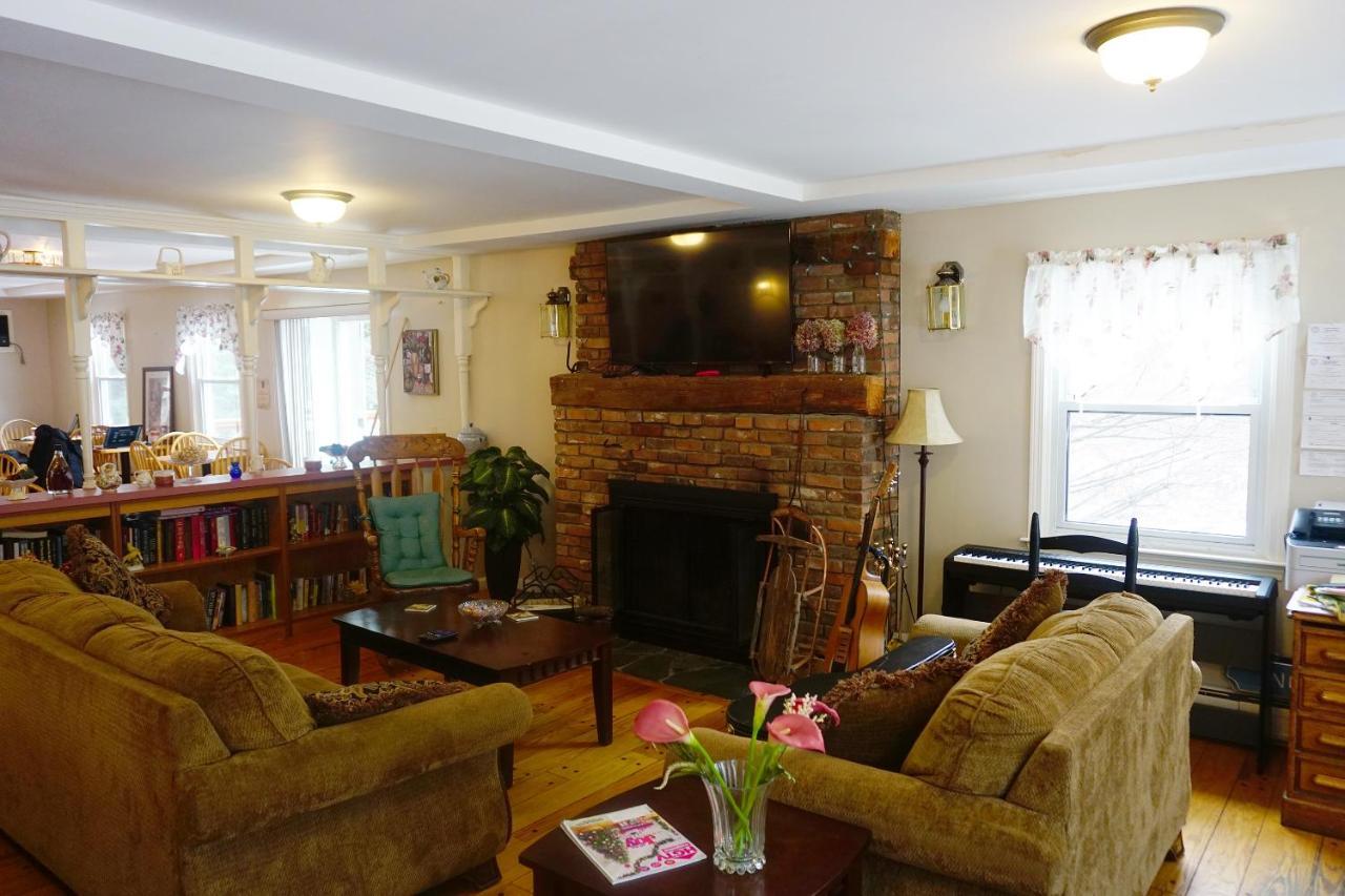Stay Berkshires Уильямстаун Экстерьер фото
